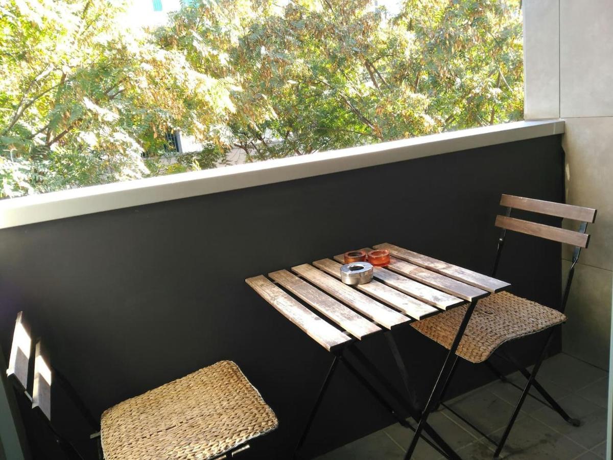 Stylish Flat, 2 Bathrooms And Swimming Pool, Next To The Beach! Sant Adrià de Besòs Extérieur photo