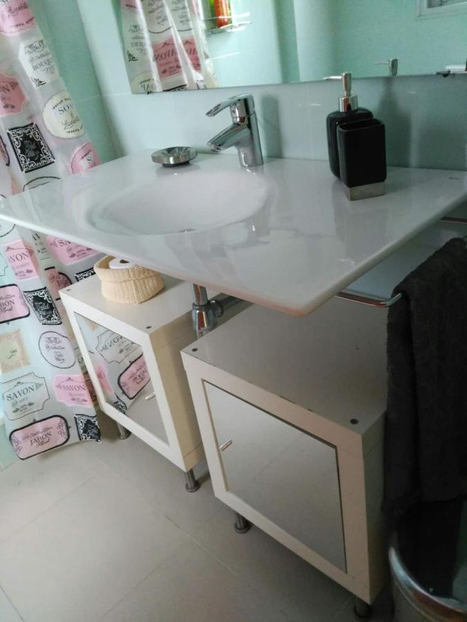 Stylish Flat, 2 Bathrooms And Swimming Pool, Next To The Beach! Sant Adrià de Besòs Extérieur photo