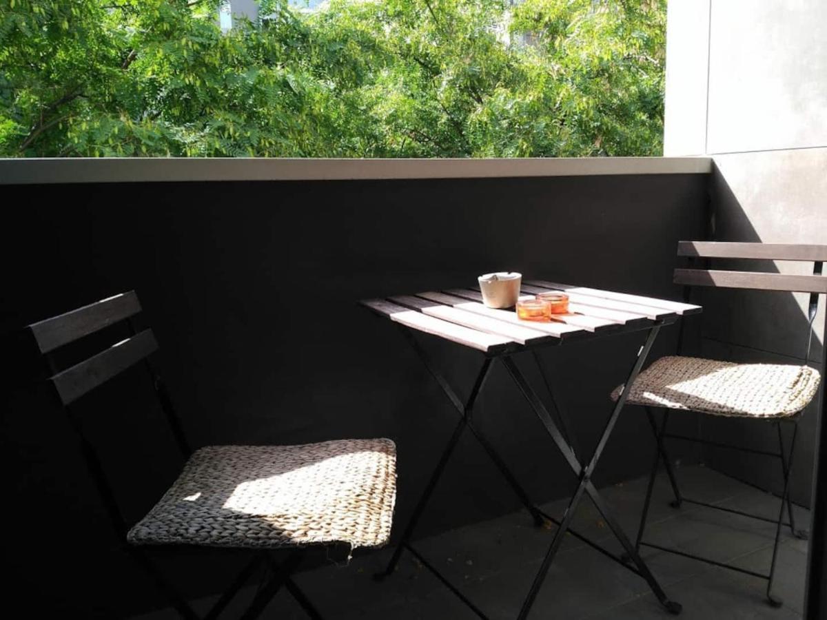 Stylish Flat, 2 Bathrooms And Swimming Pool, Next To The Beach! Sant Adrià de Besòs Extérieur photo