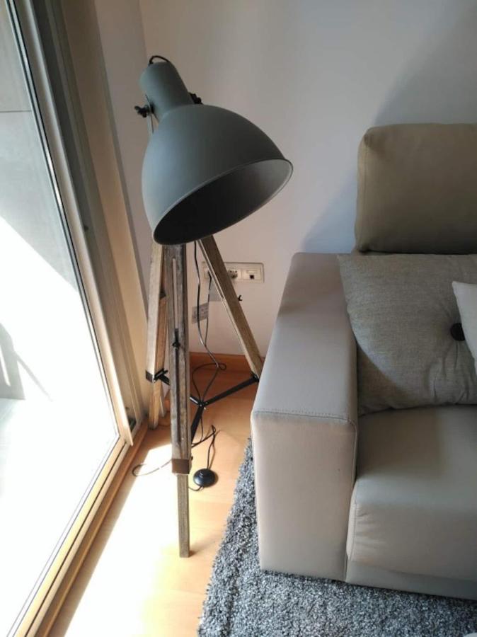 Stylish Flat, 2 Bathrooms And Swimming Pool, Next To The Beach! Sant Adrià de Besòs Extérieur photo